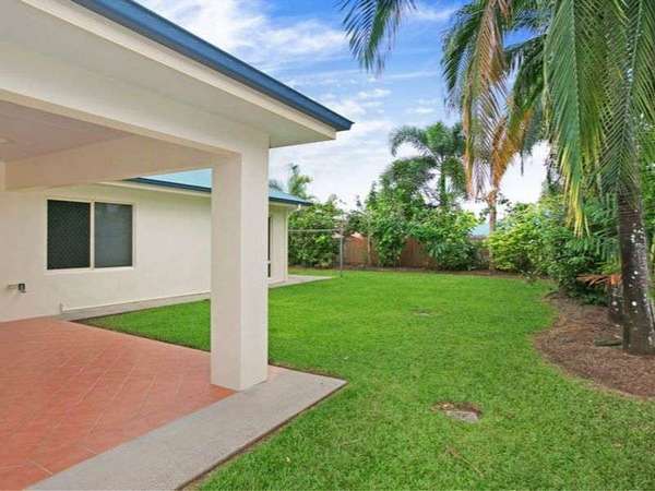 14 Scarlet Close, Mount Sheridan - Thumbnail 4