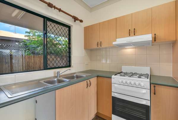 12 Kensington Close, Mount Sheridan - Thumbnail 7