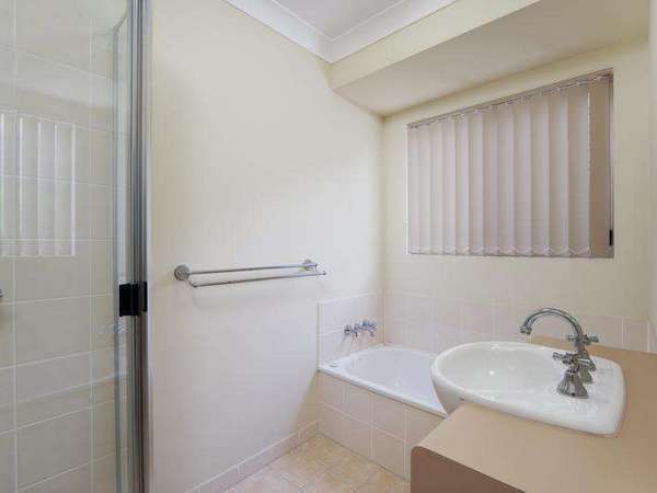 7 Madigans Drive, Mount Sheridan - Thumbnail 8