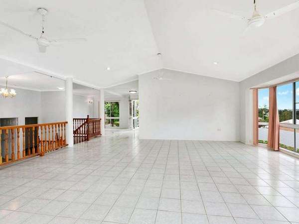 10 Pheasant Street, Bayview Heights - Thumbnail 5