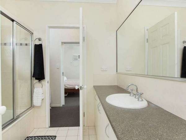 22 Pumila Close, Mount Sheridan - Thumbnail 7