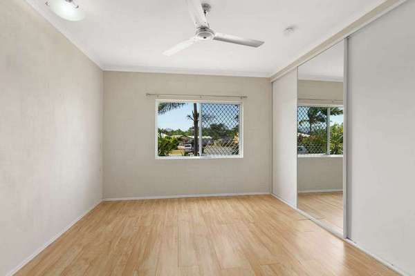 15 Fife Close, Mount Sheridan - Thumbnail 6