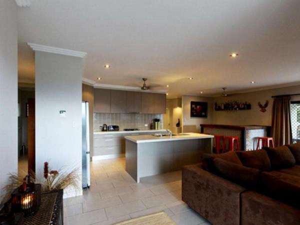 11 Alderman Street, Mount Sheridan - Thumbnail 7