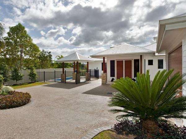 8 Claridge Close, Mount Sheridan - Thumbnail 6