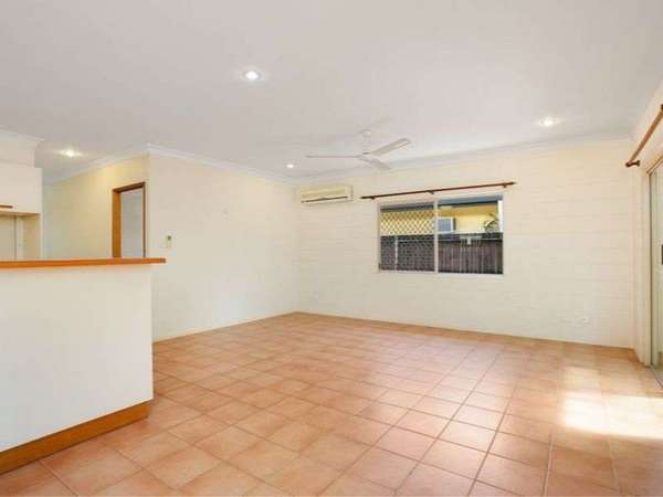 21 Small Leaf Close, Mount Sheridan - Thumbnail 5