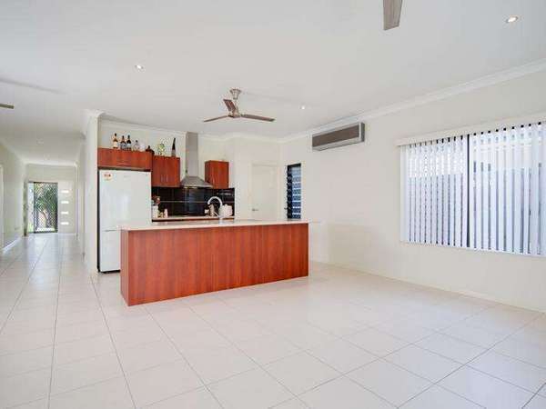 53 Woodrose Drive, Mount Sheridan - Thumbnail 5