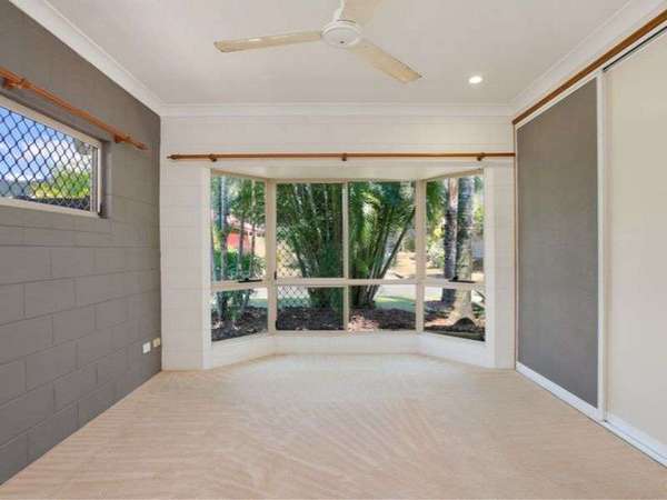 21 Small Leaf Close, Mount Sheridan - Thumbnail 6