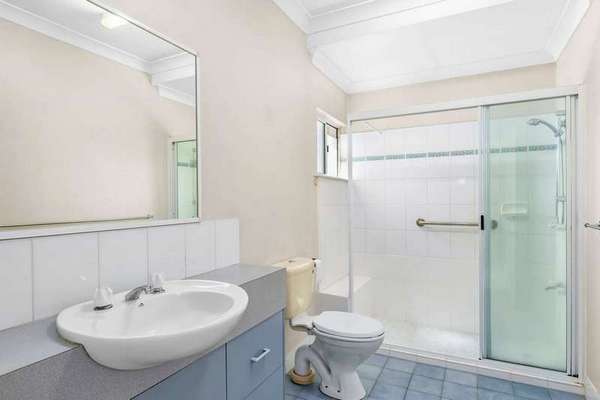 7/7 Springfield Crescent, Manoora - Thumbnail 3