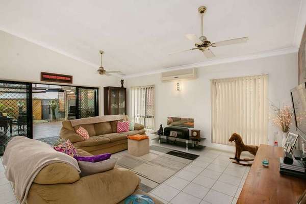 20 Scarlet Close, Mount Sheridan - Thumbnail 6