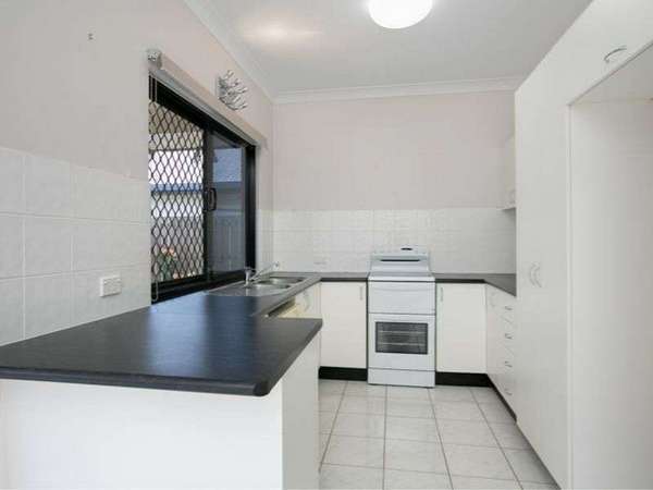 19 Archer Close, Mount Sheridan - Thumbnail 2
