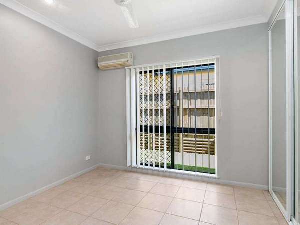 35 Alpinia Terrace, Mount Sheridan - Thumbnail 6