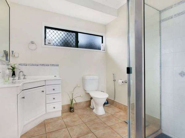 24 Bourke Close, Mount Sheridan - Thumbnail 8