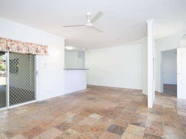 14 Boonaree Close, Mount Sheridan - Thumbnail 4
