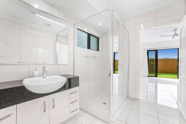 4 Cribwood Close, Mount Sheridan - Thumbnail 8