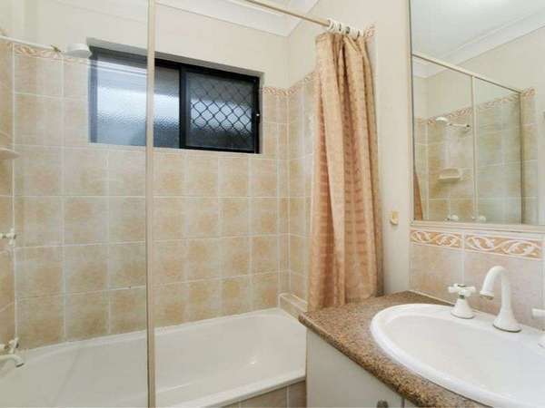 5 Coolamon Terrace, Mount Sheridan - Thumbnail 5