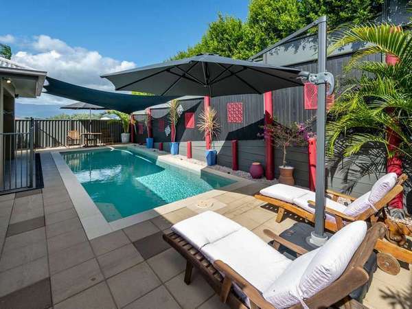 72 Treetop Drive, Mount Sheridan - Thumbnail 3