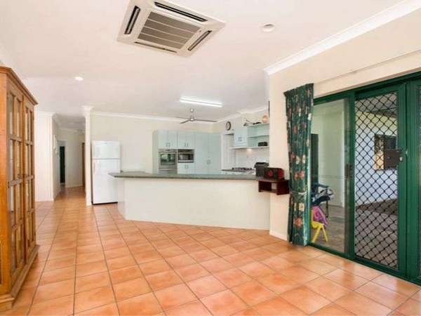 20 Butterfly Close, Mount Sheridan - Thumbnail 3