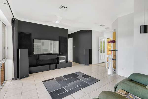 67 Sawpit Street, Mount Sheridan - Thumbnail 8