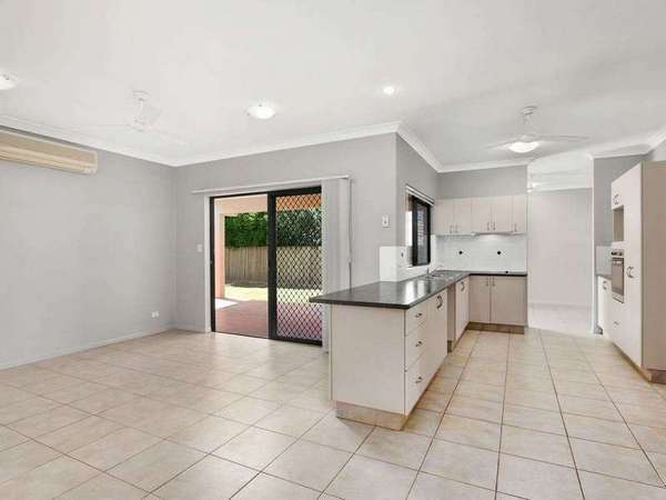 35 Alpinia Terrace, Mount Sheridan - Thumbnail 2