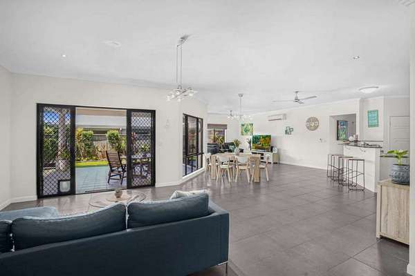 11-13 Benjamina Street, Mount Sheridan - Thumbnail 4