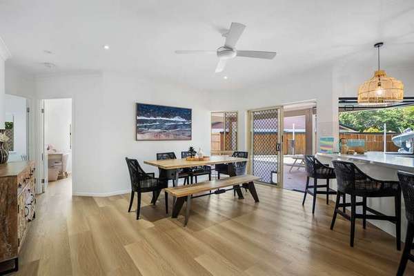 27 Alpinia Terrace, Mount Sheridan - Thumbnail 8