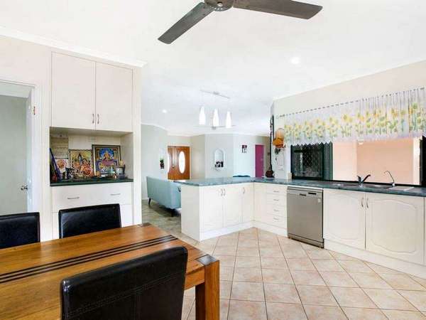 24 Bourke Close, Mount Sheridan - Thumbnail 5
