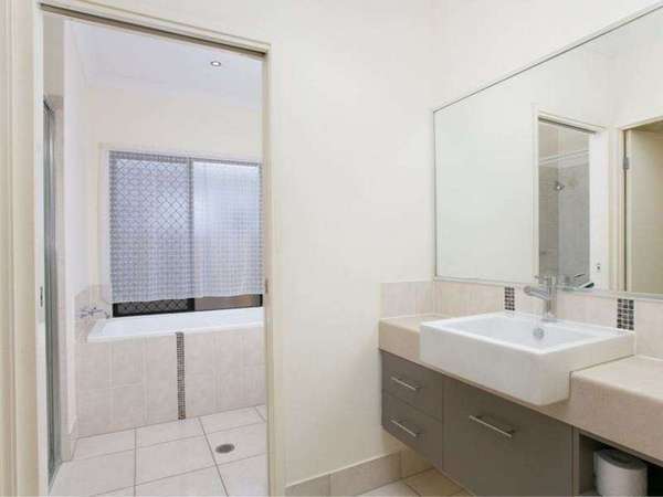 111 Booyong Drive, Mount Sheridan - Thumbnail 8