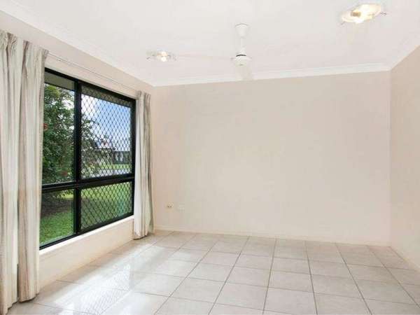 29 Colombia Street, White Rock - Thumbnail 5