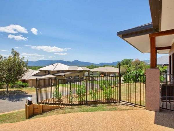 4 Keswick Close, Mount Sheridan - Thumbnail 6