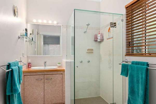 4 Boxwood Close, Mount Sheridan - Thumbnail 8