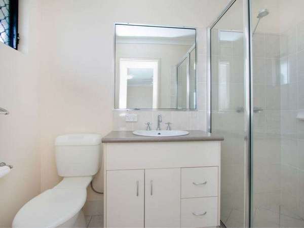 29 Colombia Street, White Rock - Thumbnail 7