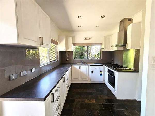 22 Malabar Street, Mount Sheridan - Thumbnail 2