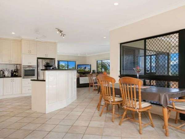 11 Hanah Close, Mount Sheridan - Thumbnail 7