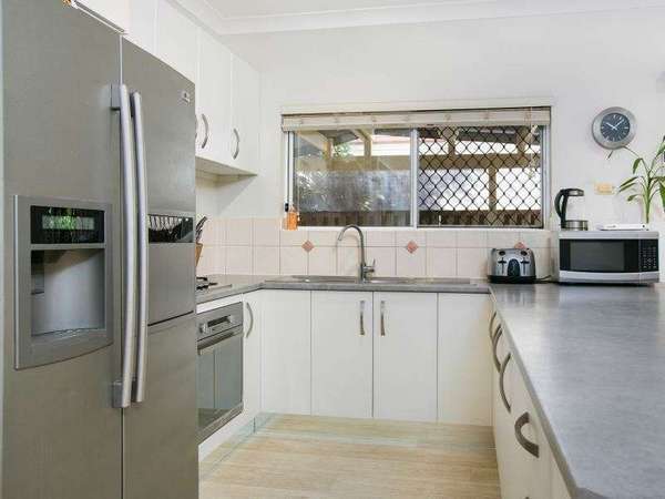 21 Hispida Court, Mount Sheridan - Thumbnail 2