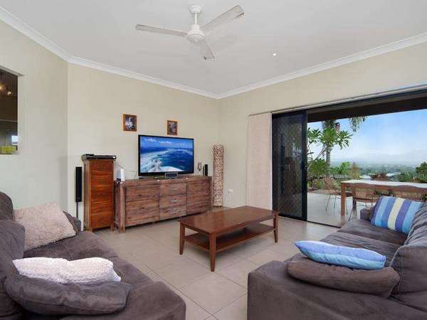 13 Cygnet Close, Mount Sheridan - Thumbnail 6