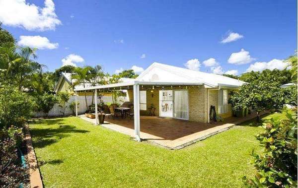 6 Candlenut Close, Mount Sheridan - Thumbnail 4