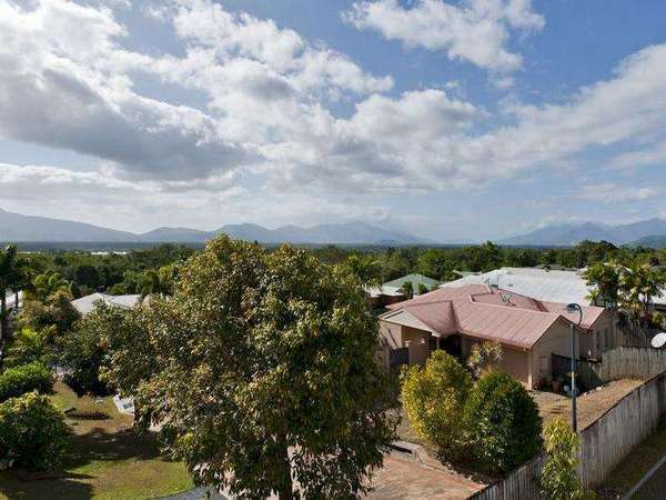 8 Claridge Close, Mount Sheridan - Thumbnail 7