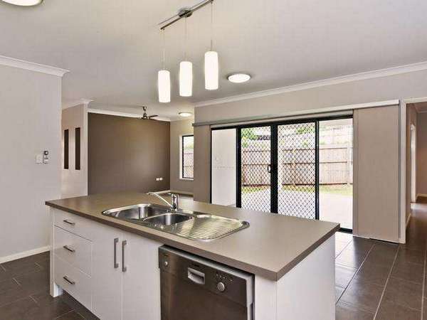 81 Monsoon Terrace, Mount Sheridan - Thumbnail 2