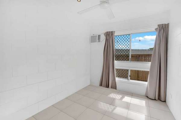 1 Perkins Street, Manoora - Thumbnail 6