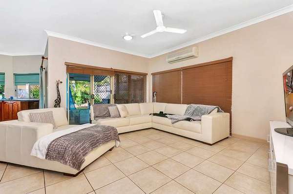 34 Alpinia Terrace, Mount Sheridan - Thumbnail 3