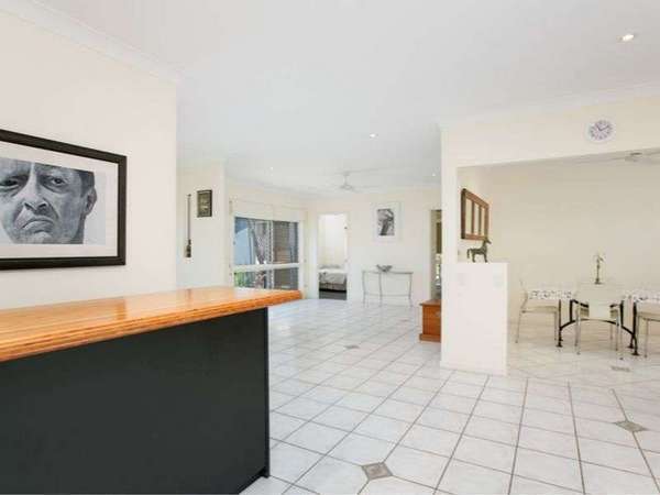 24 Foxtail Street, Mount Sheridan - Thumbnail 4