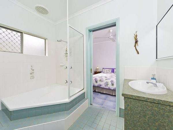 9 Percy Street, Mount Sheridan - Thumbnail 8