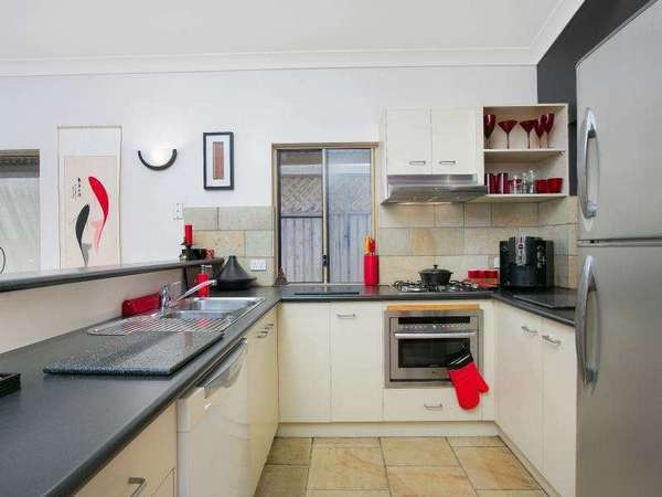 102 Benjamina Street, Mount Sheridan - Thumbnail 2