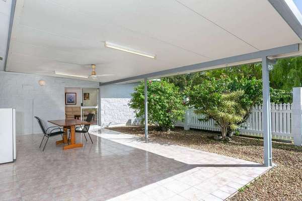 3 Carbeen Close, Holloways Beach - Thumbnail 3
