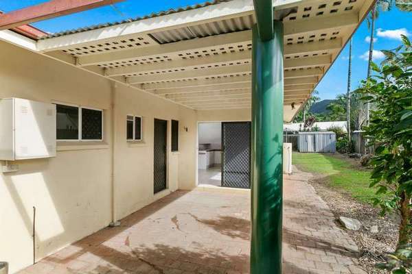 1 Dugong Close, Bentley Park - Thumbnail 4