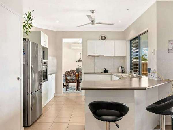 13 Bambusa Terrace, Mount Sheridan - Thumbnail 2