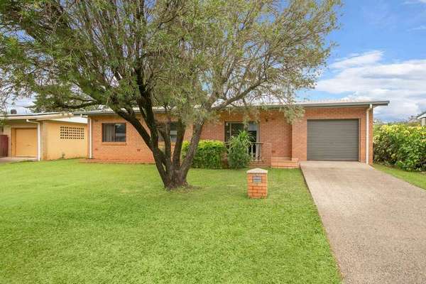 5 Carmel Close, Woree - Thumbnail 7
