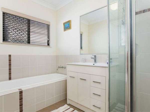 27 Booyong Drive, Mount Sheridan - Thumbnail 7