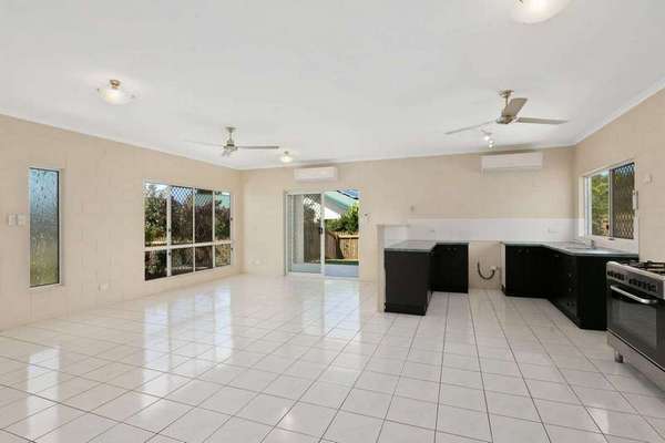 15 Fife Close, Mount Sheridan - Thumbnail 4