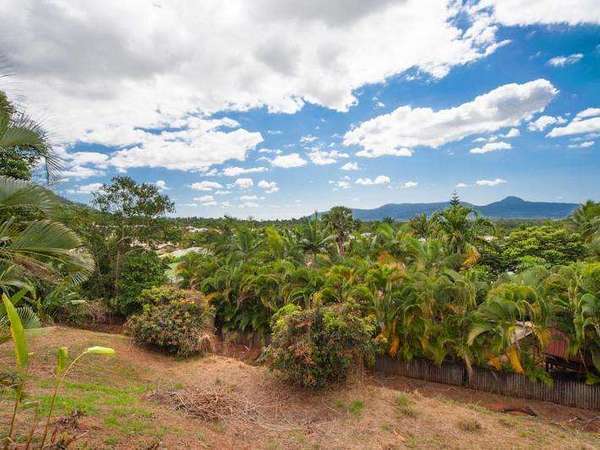 4 Himalaya Close, Mount Sheridan - Thumbnail 3